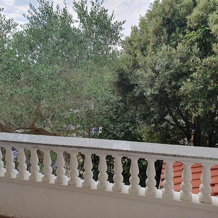 B&B Maestral Rab Раб Екстер'єр фото