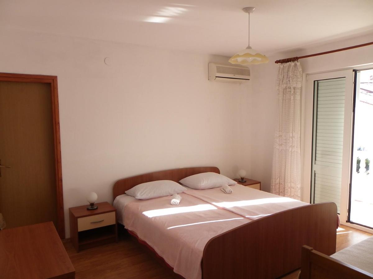 B&B Maestral Rab Раб Екстер'єр фото